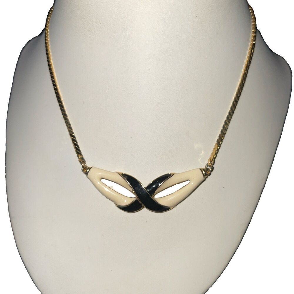 Necklace Black White Enamel And Gold Tone Chain